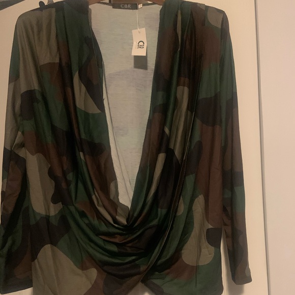 Size: Medium - Picture 5 of 5